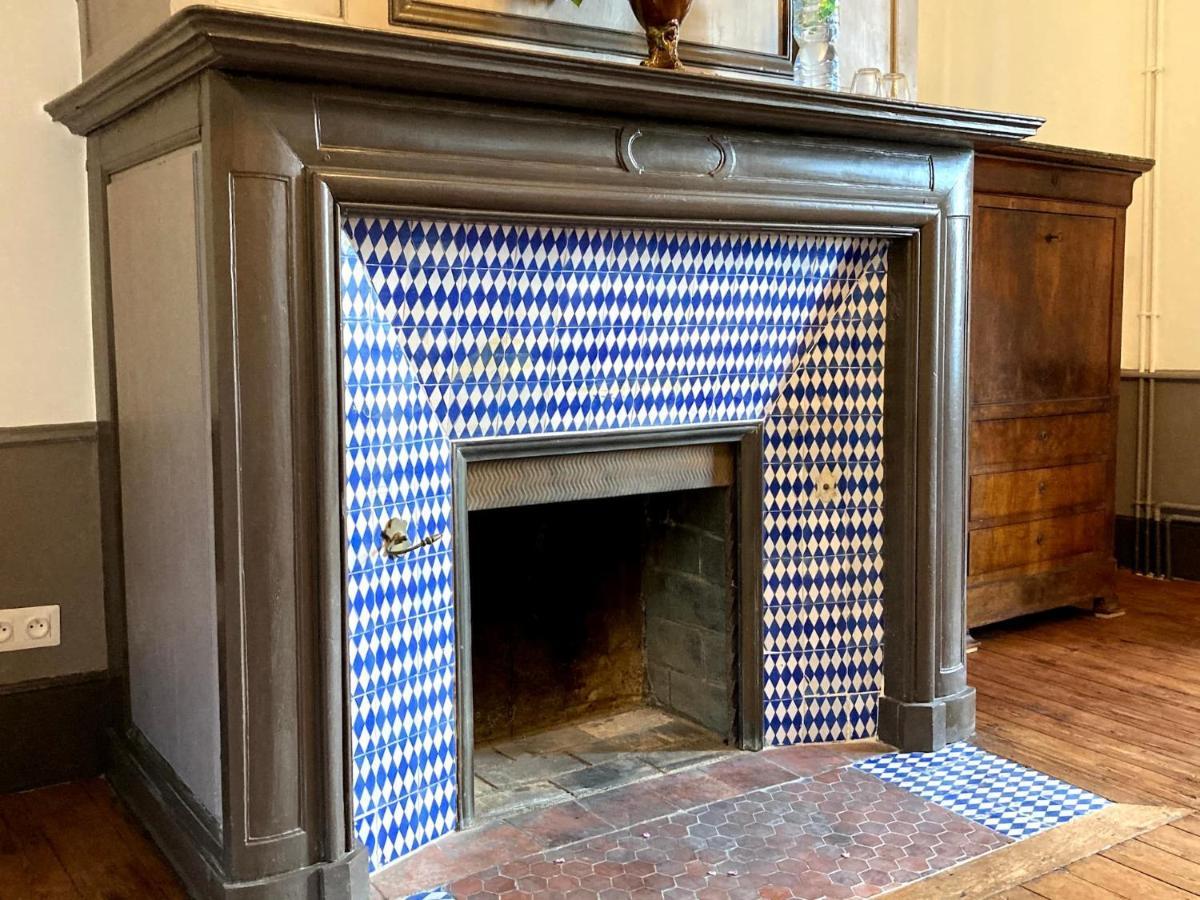 Château d'Isigny chambres d'Hôtes de charme près du Mont-Saint-Michel et de la Bretagne Isigny-le-Buat Extérieur photo