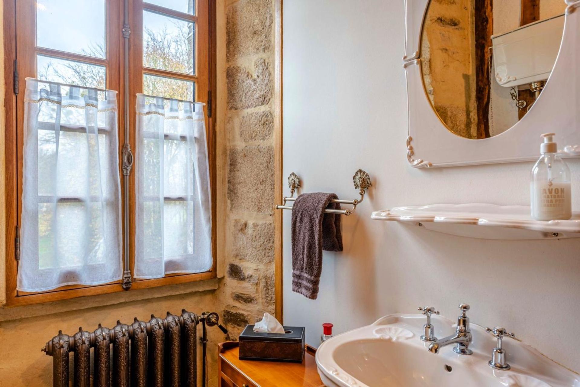 Château d'Isigny chambres d'Hôtes de charme près du Mont-Saint-Michel et de la Bretagne Isigny-le-Buat Extérieur photo