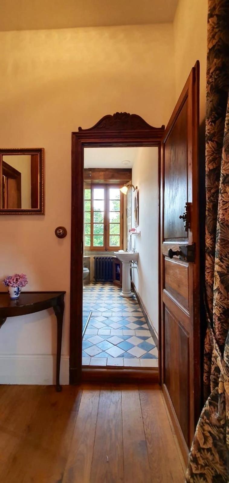 Château d'Isigny chambres d'Hôtes de charme près du Mont-Saint-Michel et de la Bretagne Isigny-le-Buat Extérieur photo